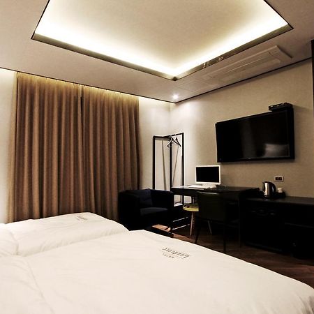 Hotel Londoner Gimhae Luaran gambar