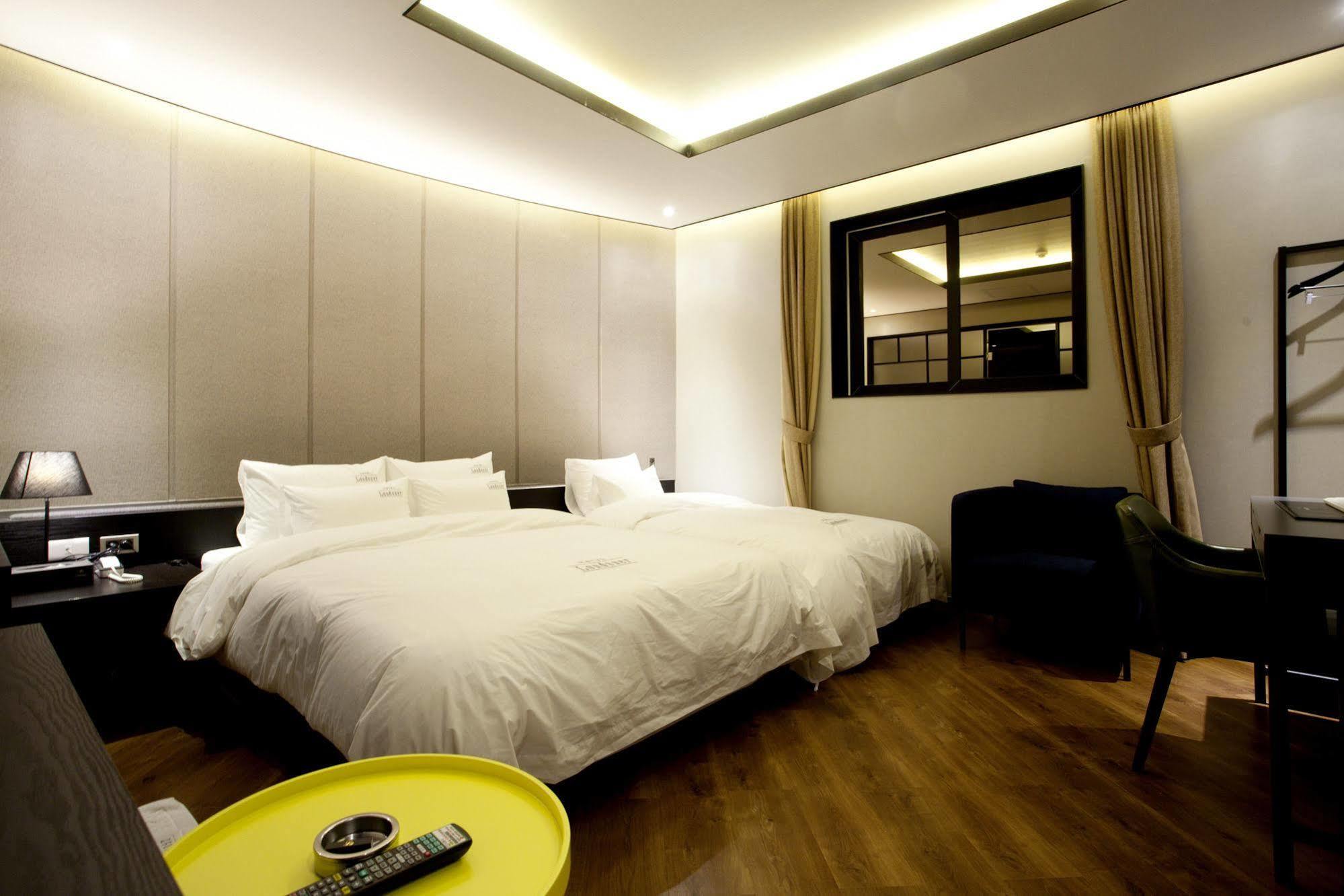 Hotel Londoner Gimhae Luaran gambar